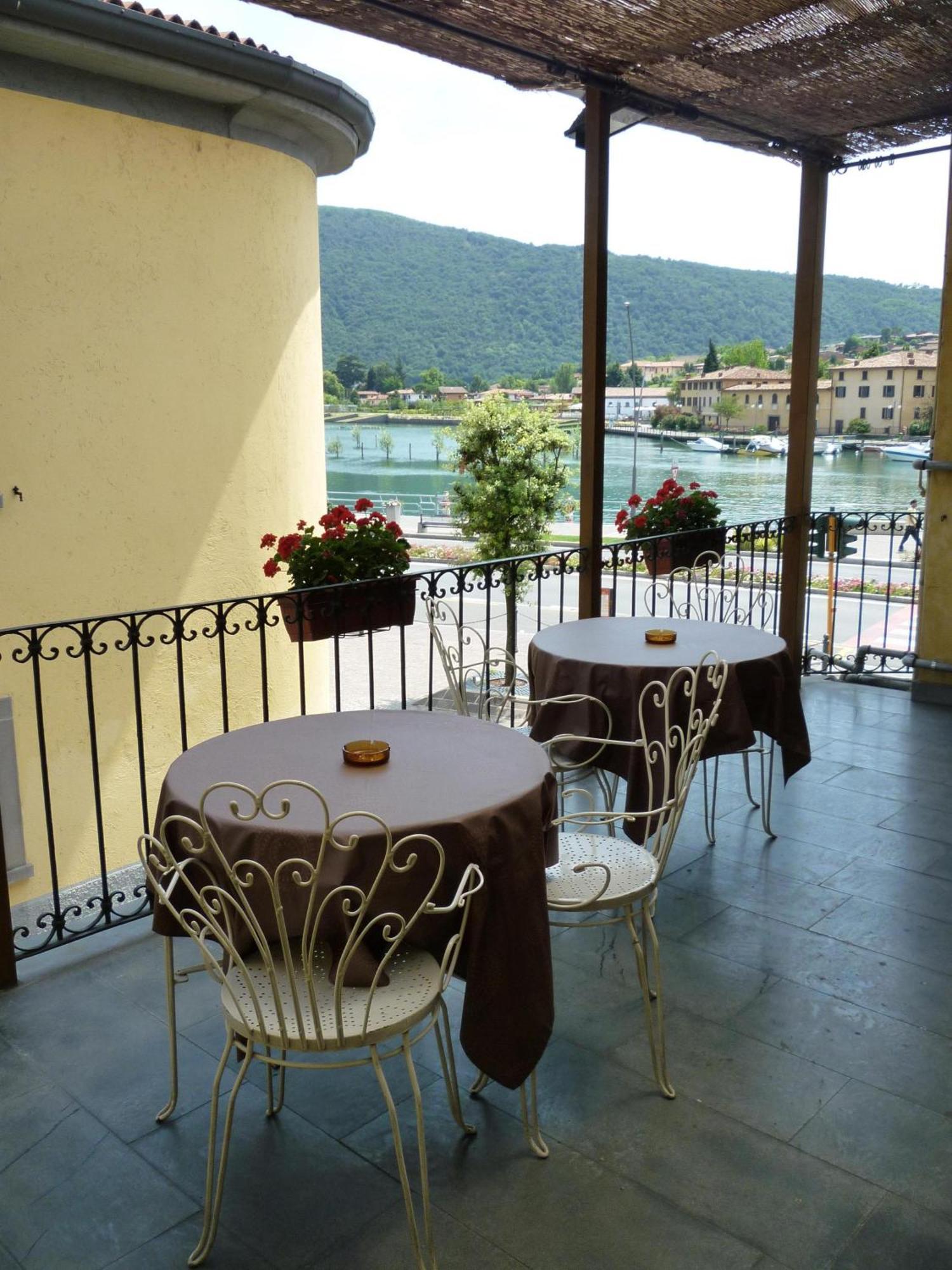 Hotel Sebino Sarnico Étterem fotó