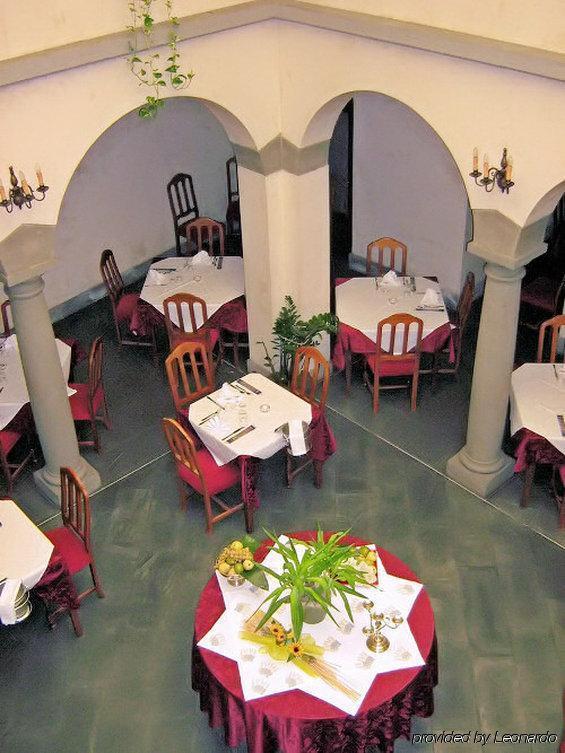 Hotel Sebino Sarnico Étterem fotó