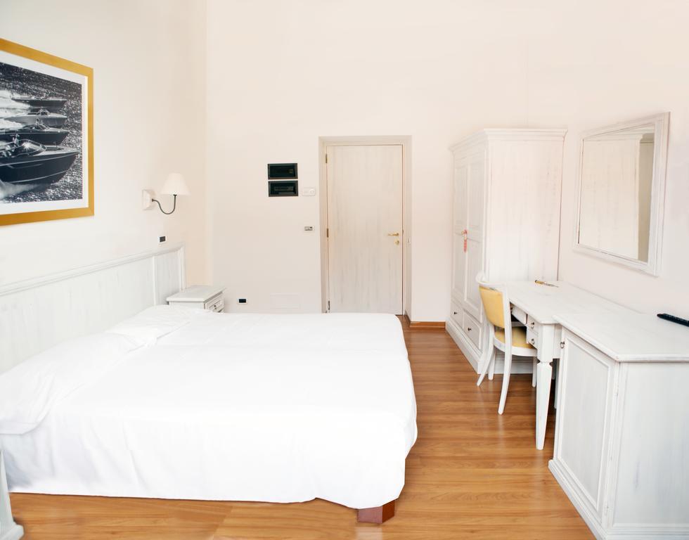 Hotel Sebino Sarnico Kültér fotó