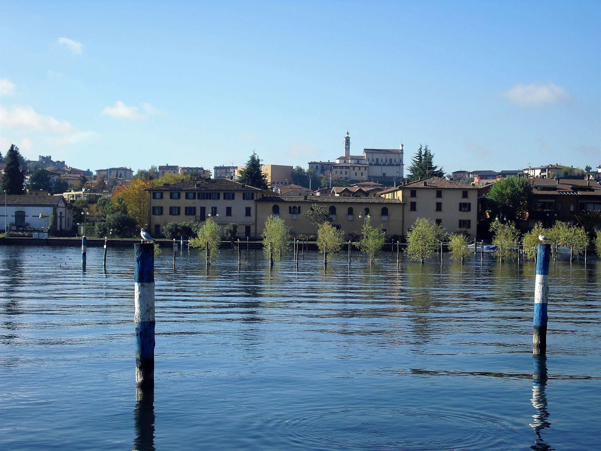 Hotel Sebino Sarnico Kültér fotó
