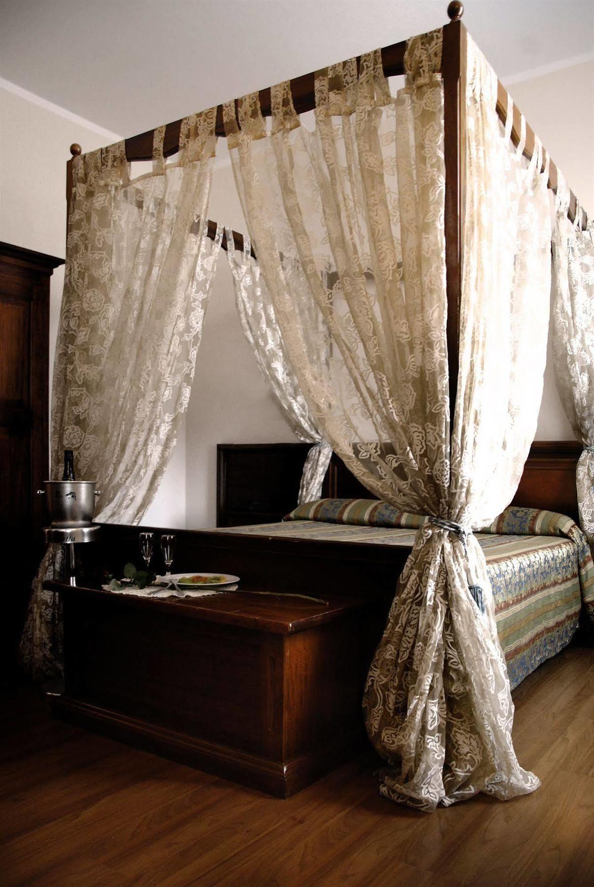 Hotel Sebino Sarnico Kültér fotó
