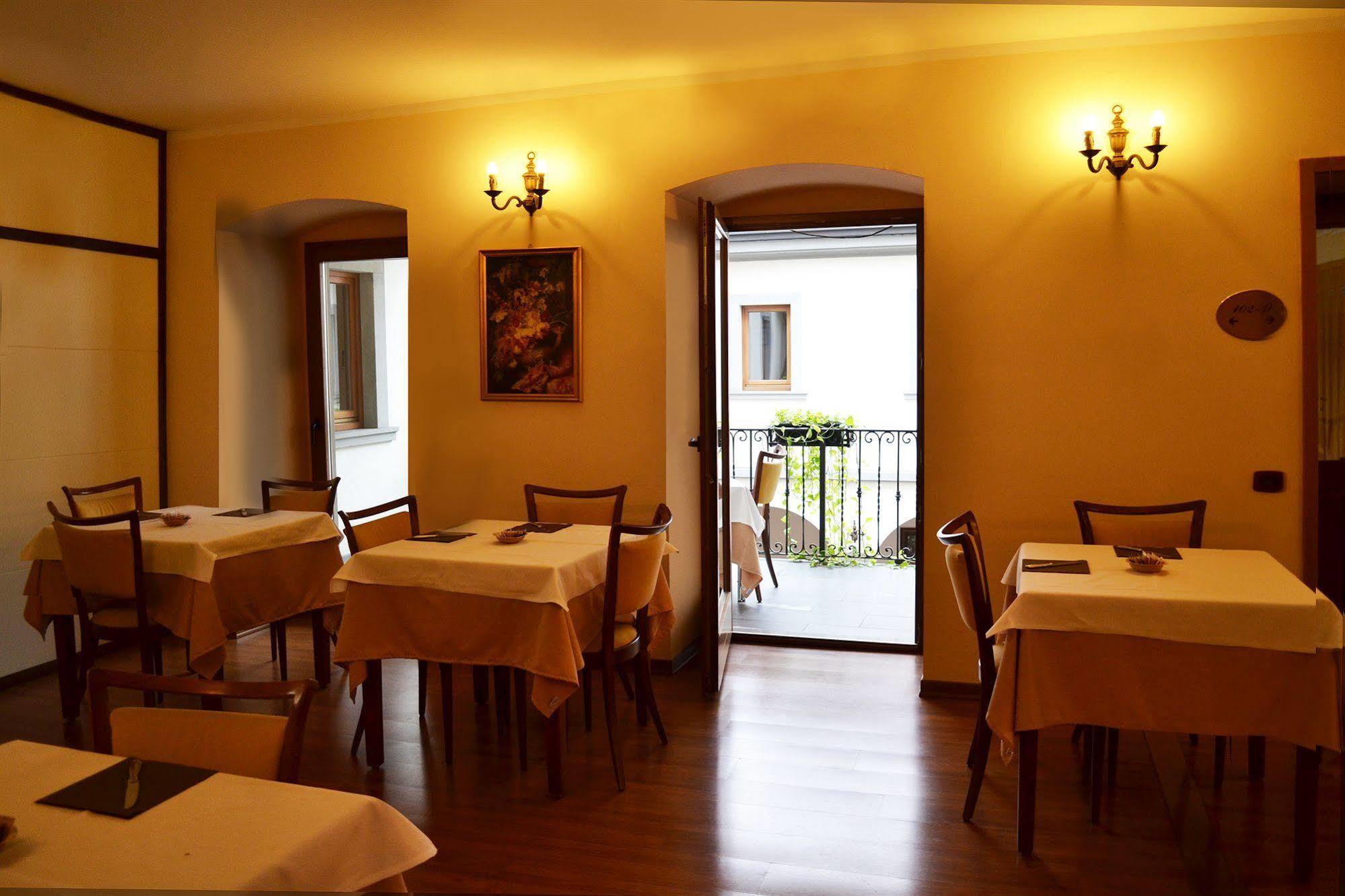 Hotel Sebino Sarnico Kültér fotó